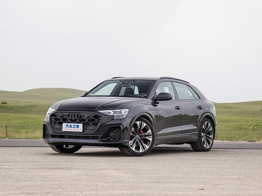 Фото 1 - Audi Q8