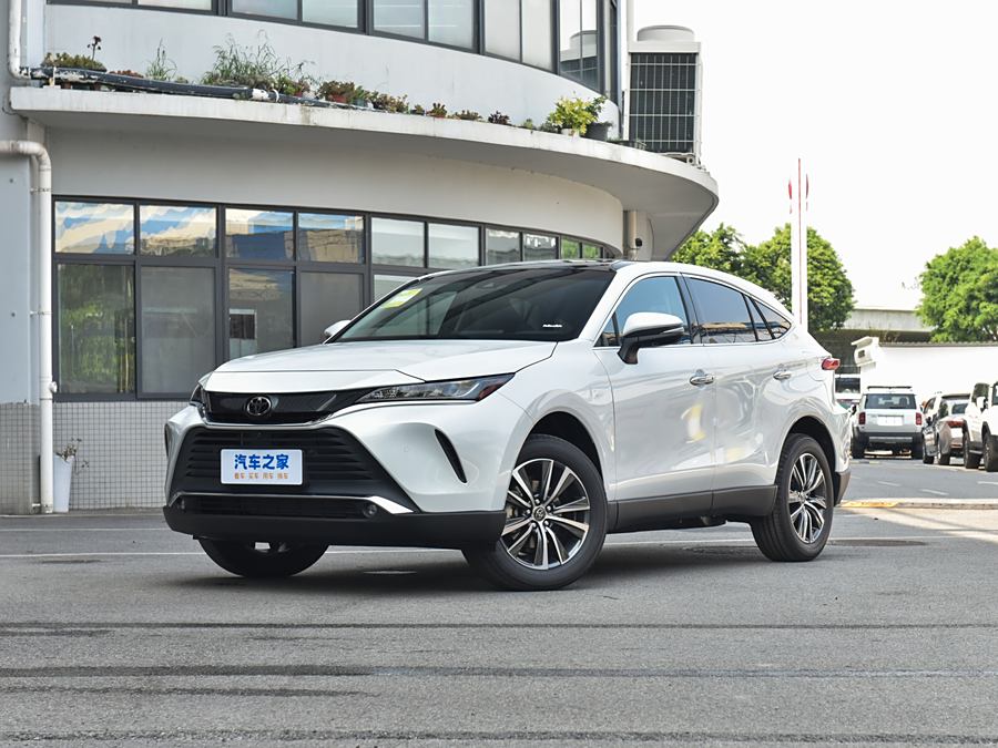 Фото 1 - Toyota Harrier