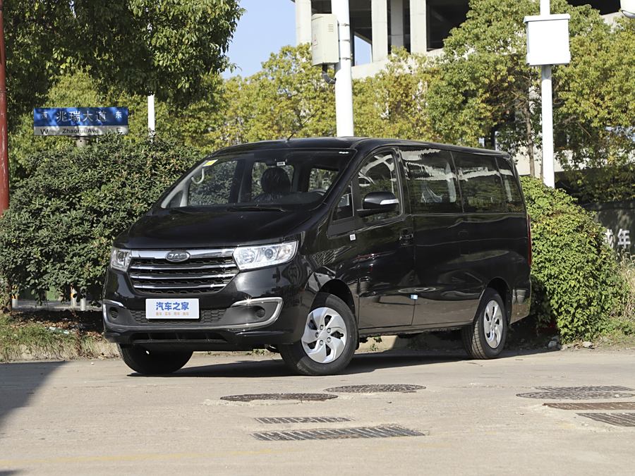 Фото 1 - JAC Refine M3