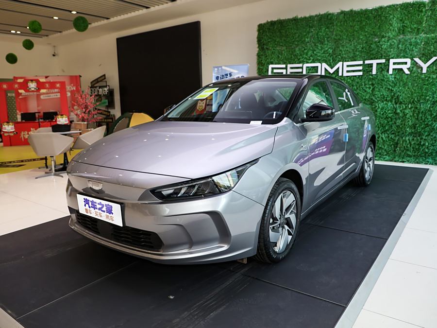 Фото 1 - Geely Geometry A