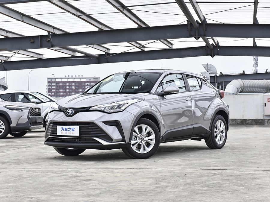 Фото 1 - Toyota Izoa