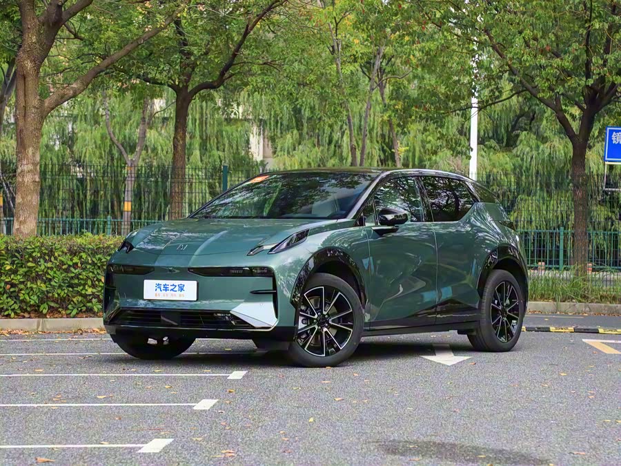 Фото 1 - Zeekr X