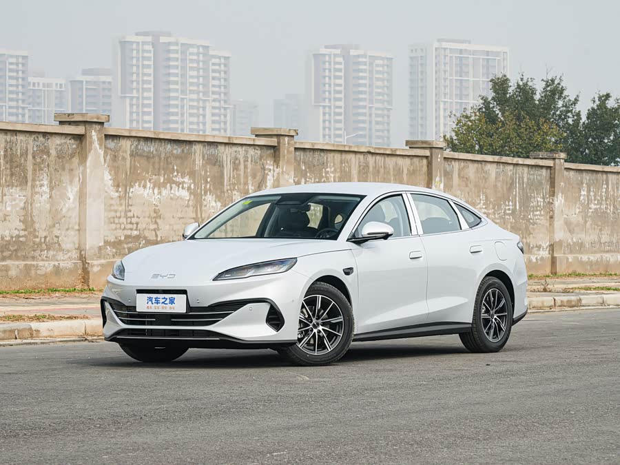 Фото 1 - BYD Seal 06 Hybrid/EV