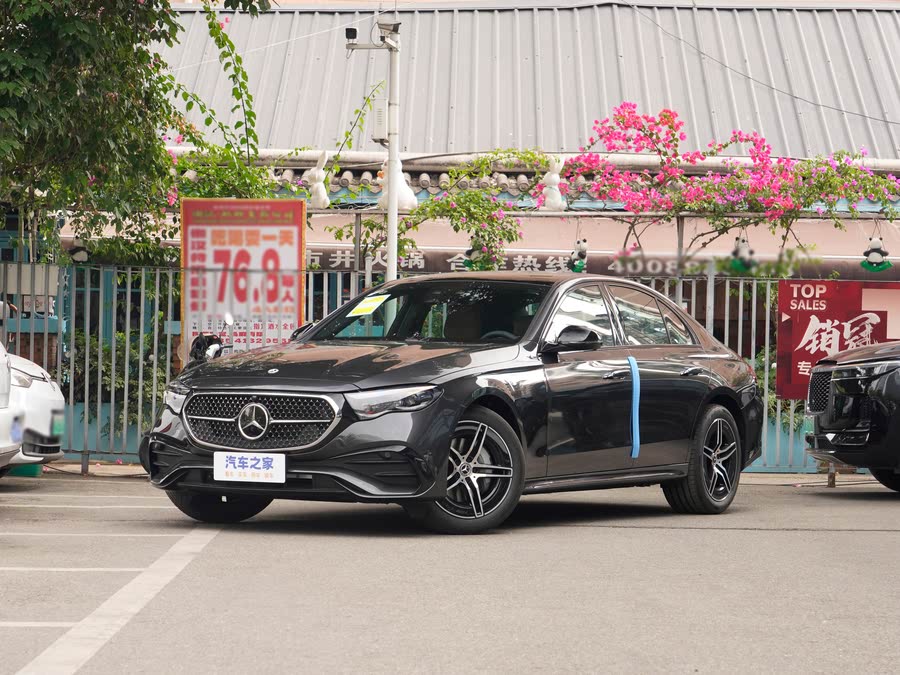 Фото 1 - Mercedes-Benz E-Class