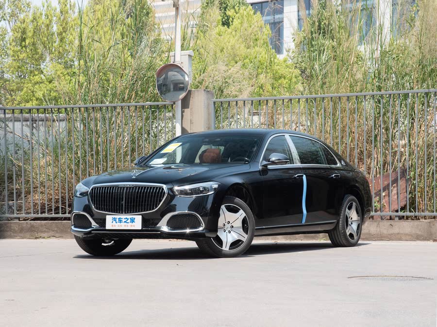 Фото 1 - Mercedes-Benz Maybach S-Class