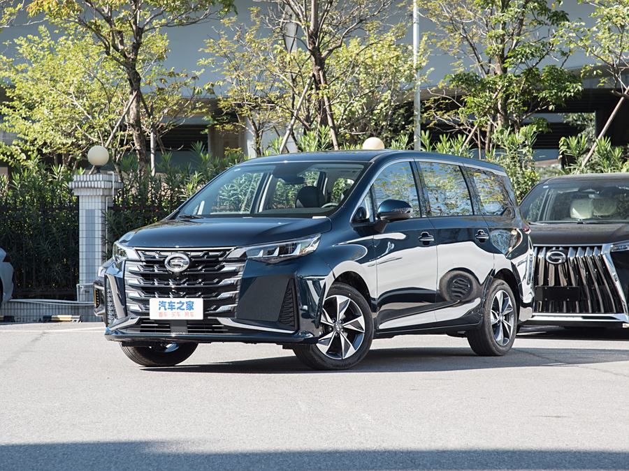 Фото 1 - GAC Trumpchi M6