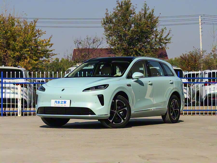 Фото 1 - Shangjie (Huawei × SAIC) H5