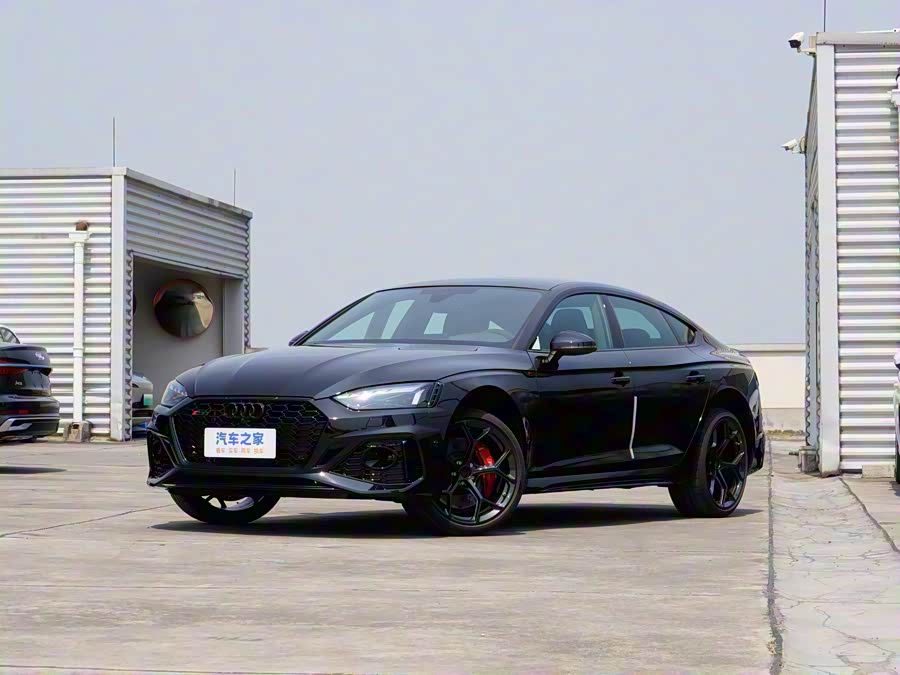 Фото 1 - Audi RS 5