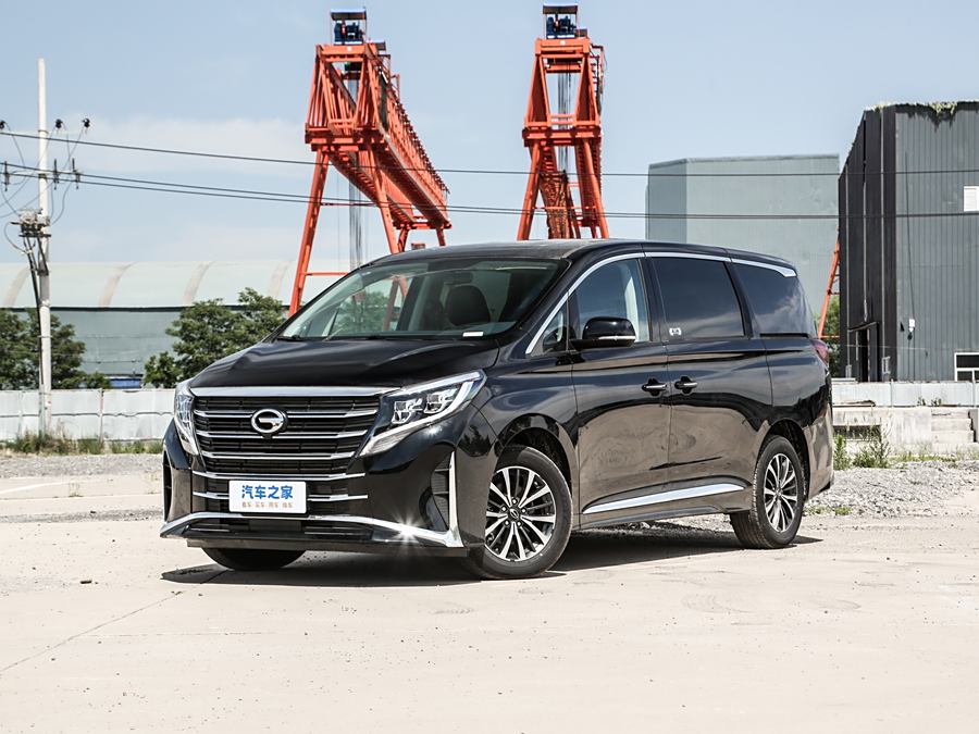 Фото 1 - GAC Trumpchi M8