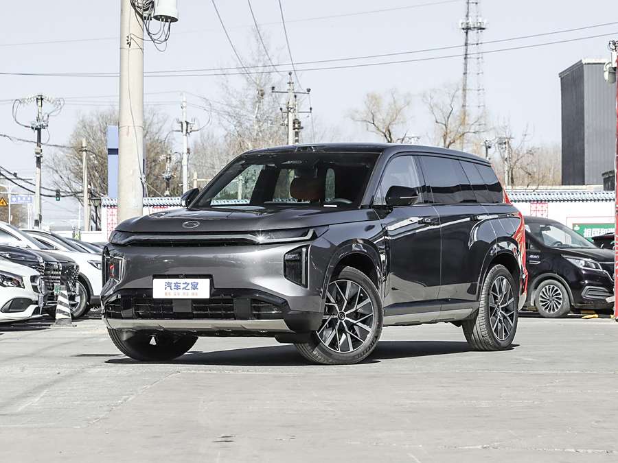 Фото 1 - GAC Trumpchi S7