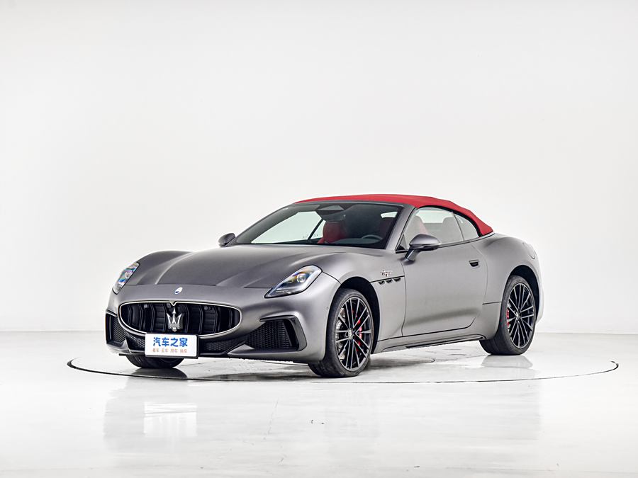 Фото 1 - Maserati GranCabrio