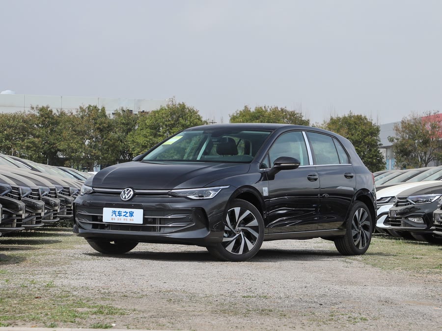 Фото 1 - Volkswagen Golf