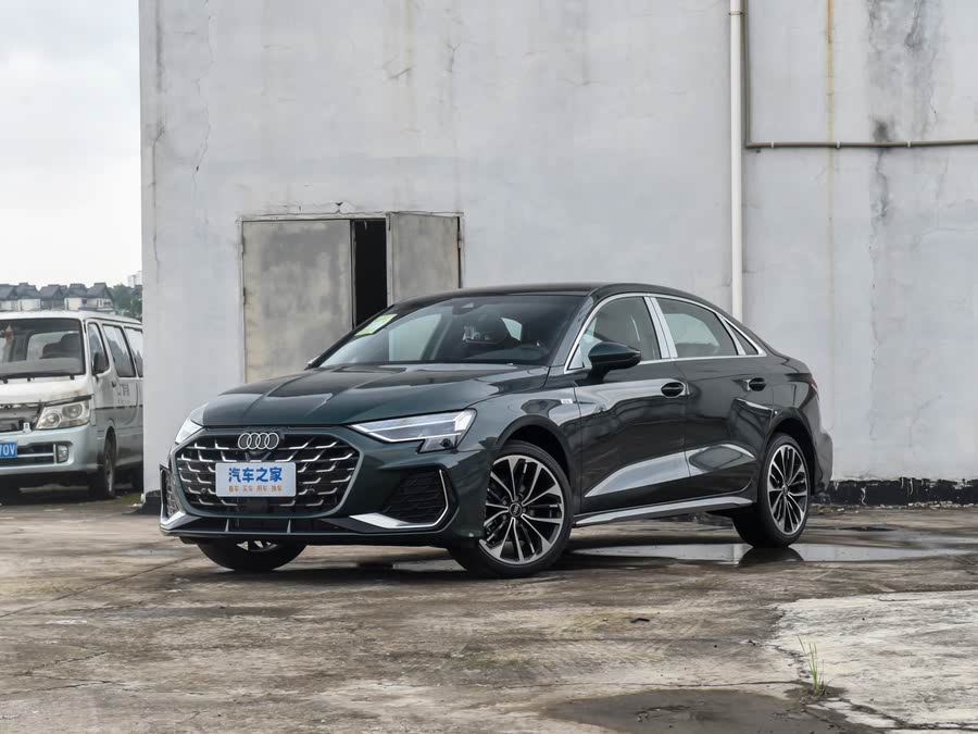 Фото 1 - Audi A3