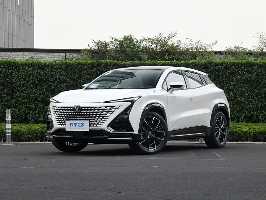 Фото 1 - Changan UNI-T