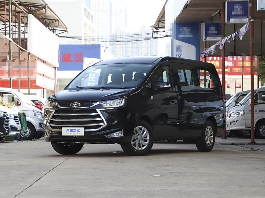 Фото 1 - JAC Refine M4