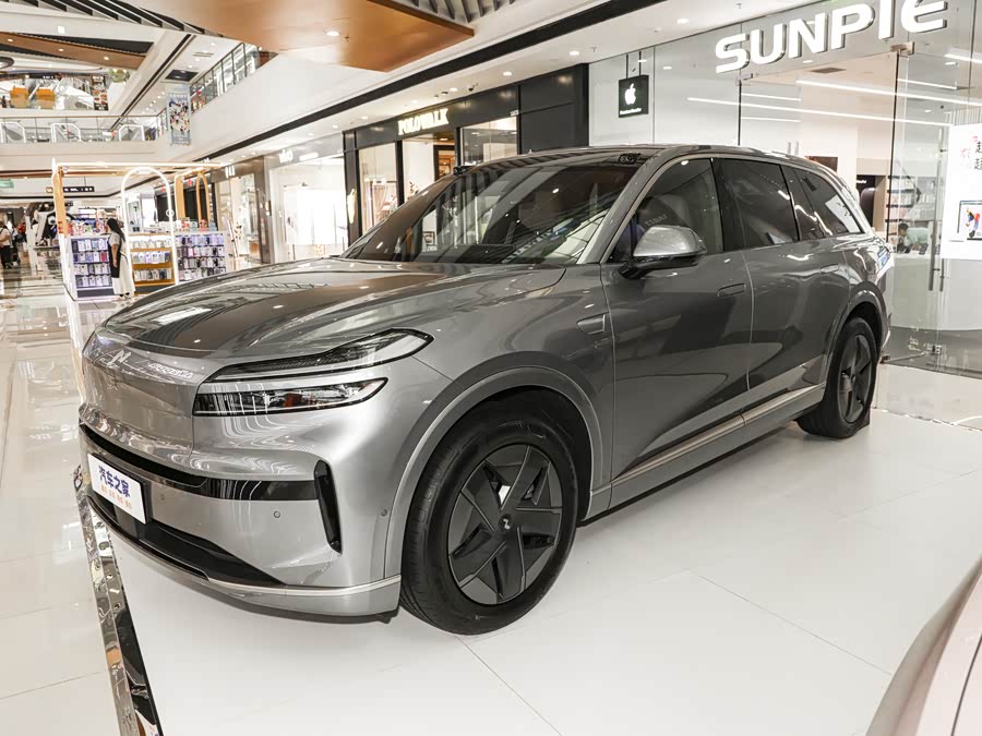 Фото 1 - Nio Onvo L90