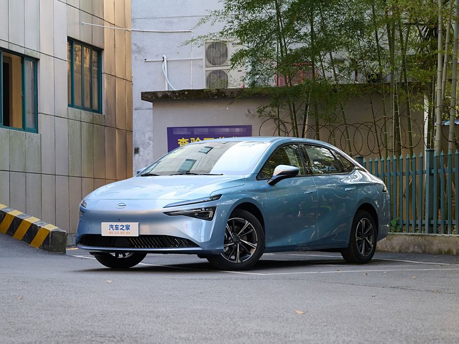 Фото 1 - GAC Aion S Max