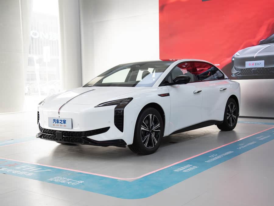 Фото 1 - Hongqi EH7