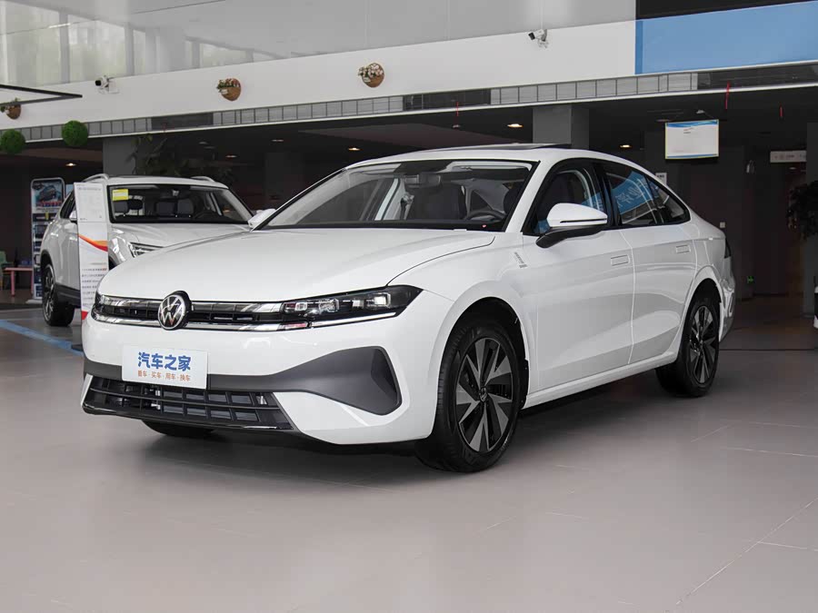 Фото 1 - Volkswagen Sagitar L