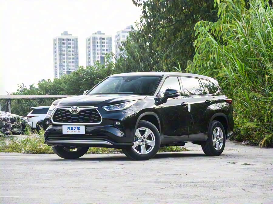 Фото 1 - Toyota Highlander