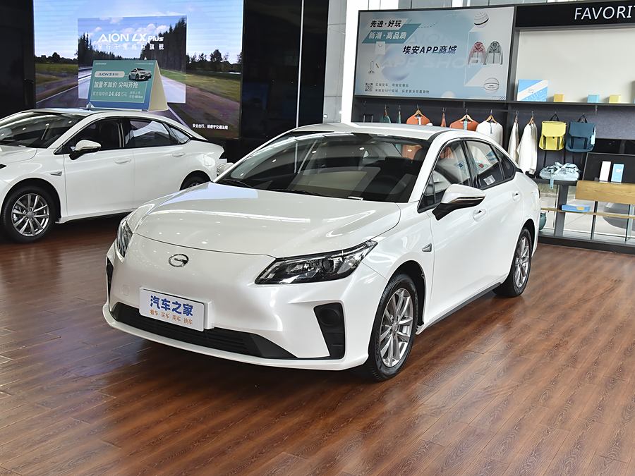 Фото 1 - GAC Aion S