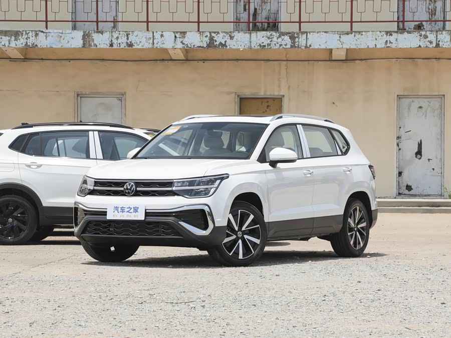 Фото 1 - Volkswagen Tharu