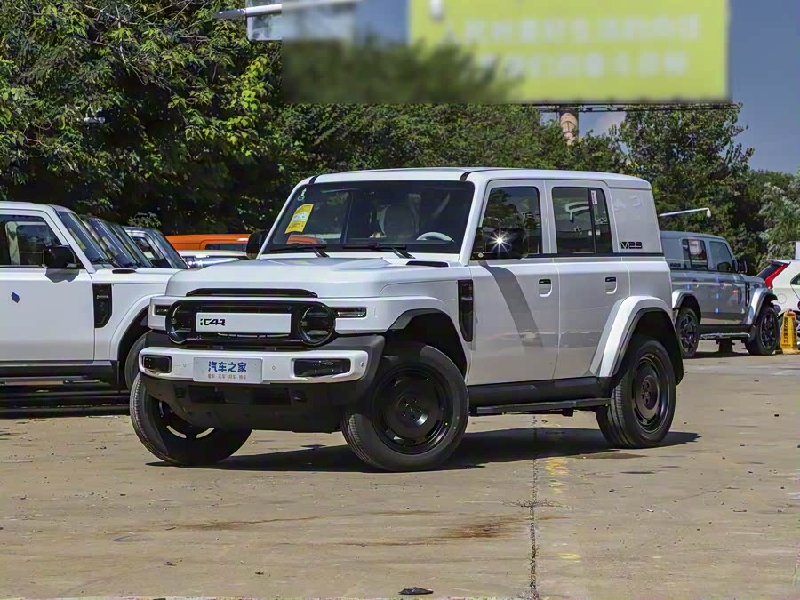 Фото 1 - Chery iCar V23