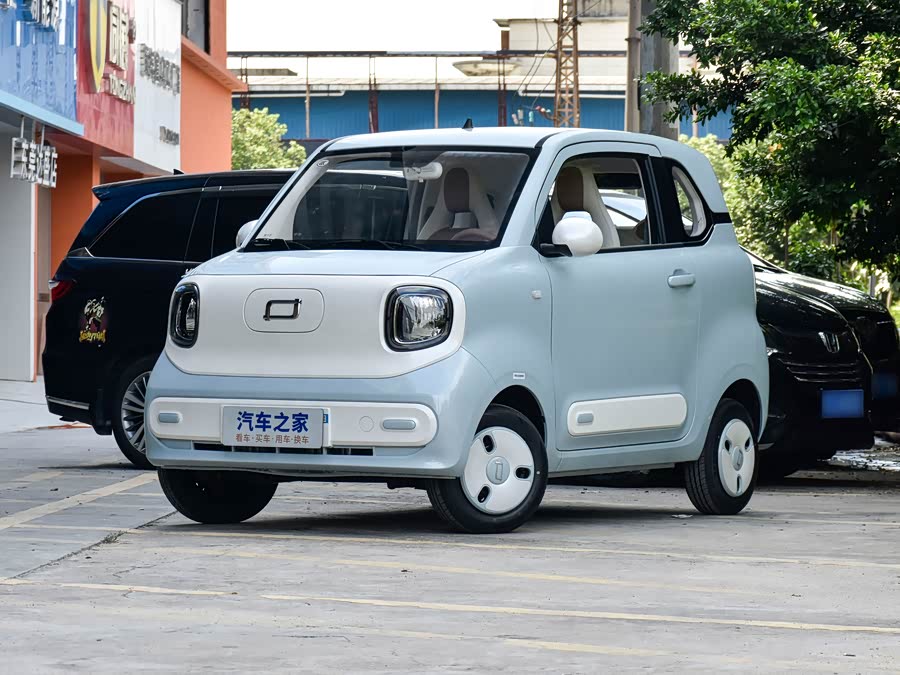 Фото 1 - Bestune Pony