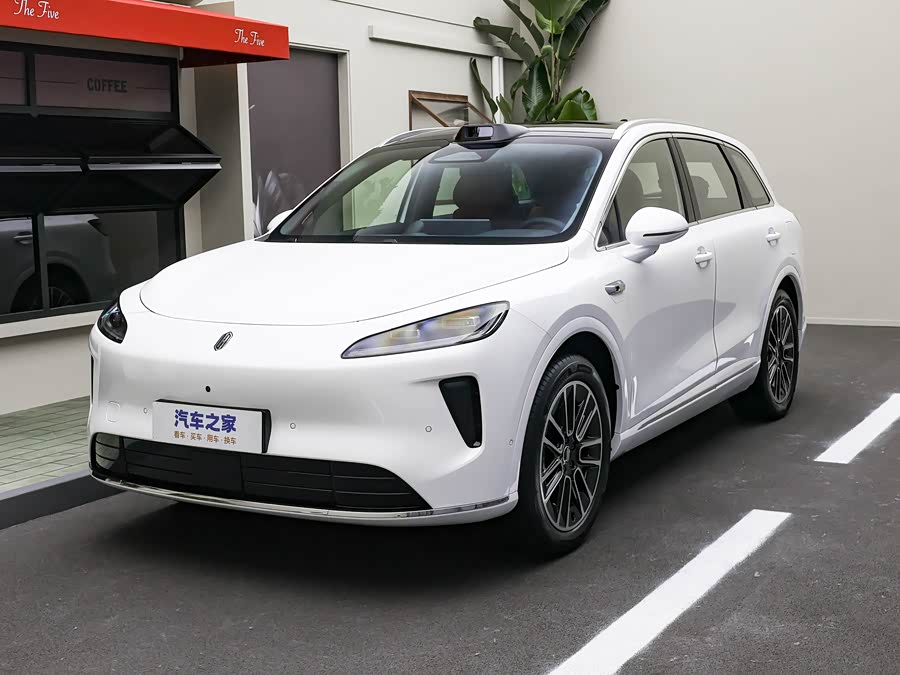 Фото 1 - Shangjie (Huawei × SAIC) H5