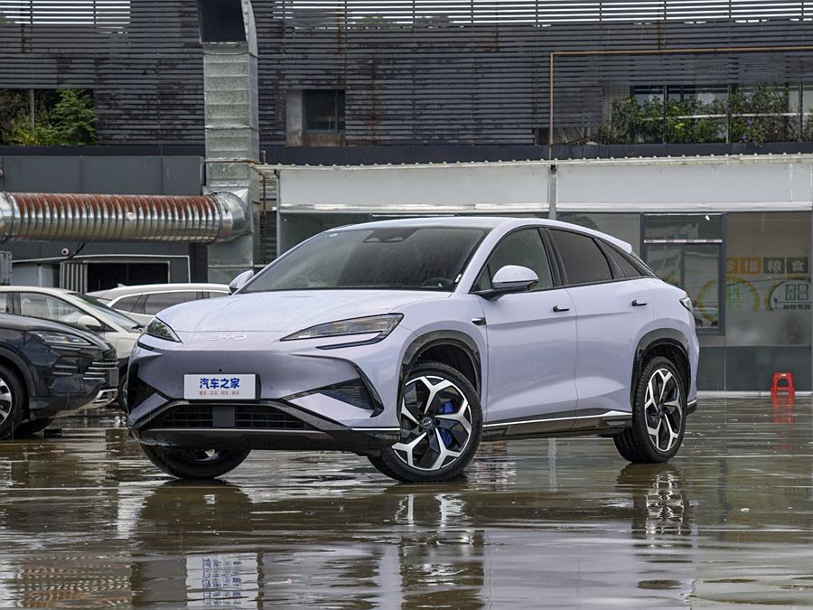 Фото 1 - BYD Sea Lion 07 EV