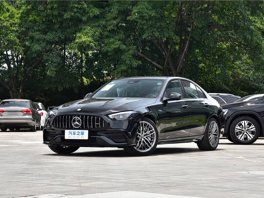 Фото 1 - Mercedes-Benz C-Class AMG