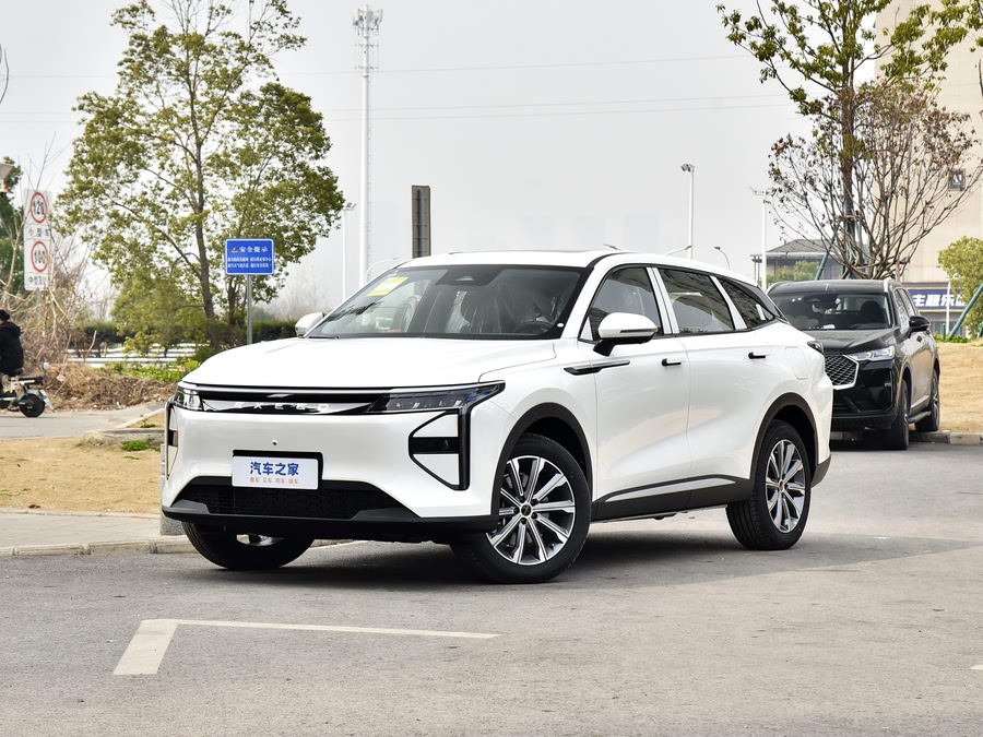 Фото 1 - Exeed RX C-DM Hybrid