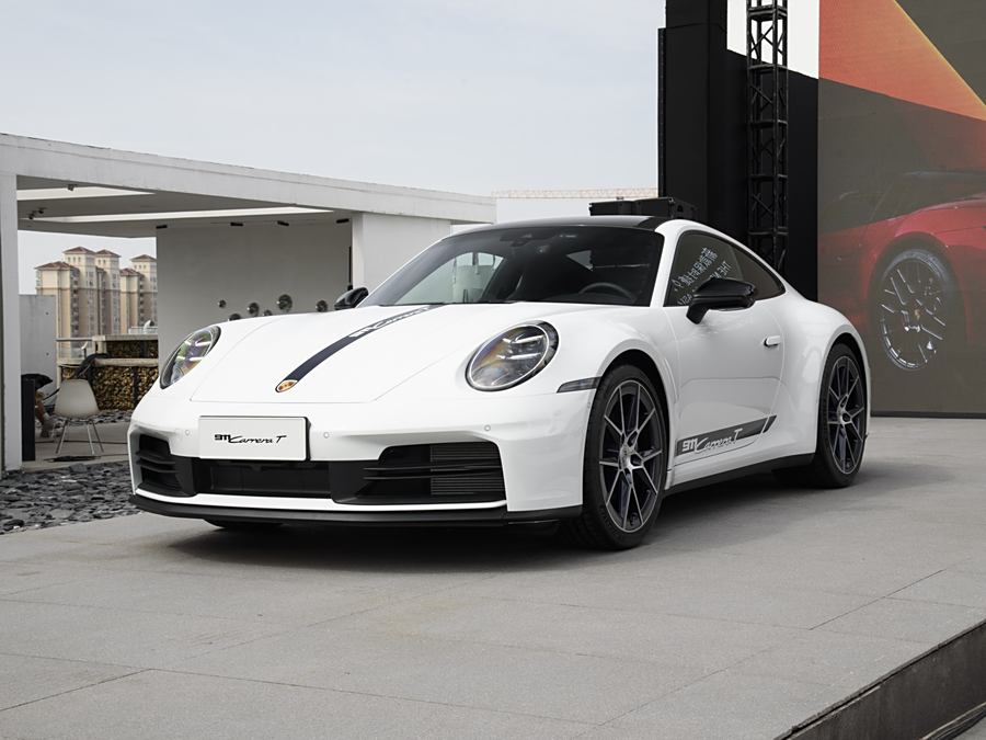 Фото 1 - Porsche 911