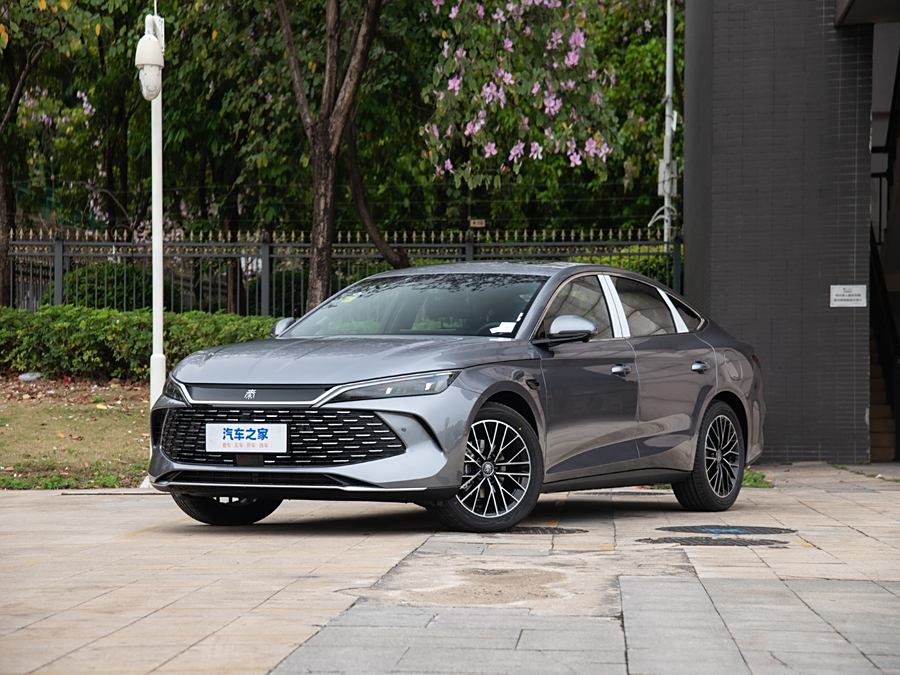 Фото 1 - BYD Qin L