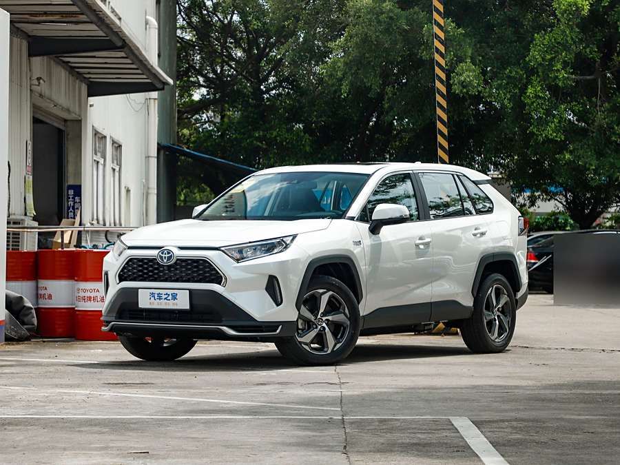 Фото 1 - Toyota RAV4 Hybrid