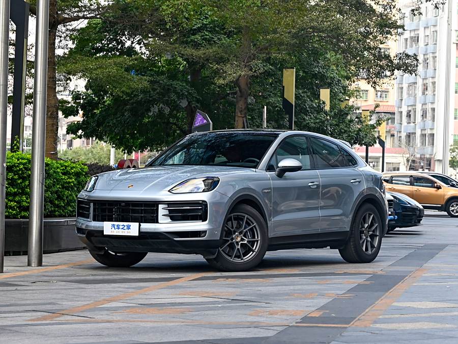 Фото 1 - Porsche Cayenne Hybrid