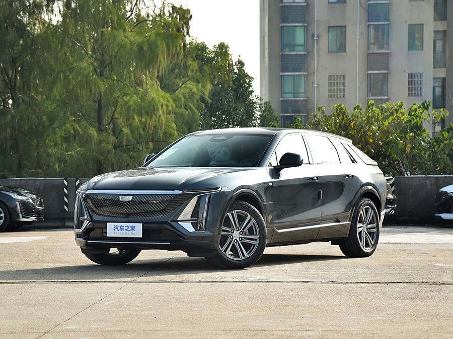 Фото 1 - Cadillac Lyriq