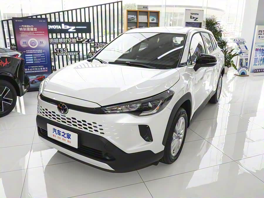 Фото 1 - Toyota Corolla Cross