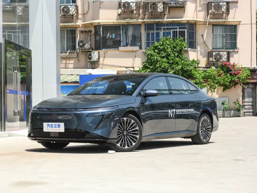 Фото 1 - Nissan N7