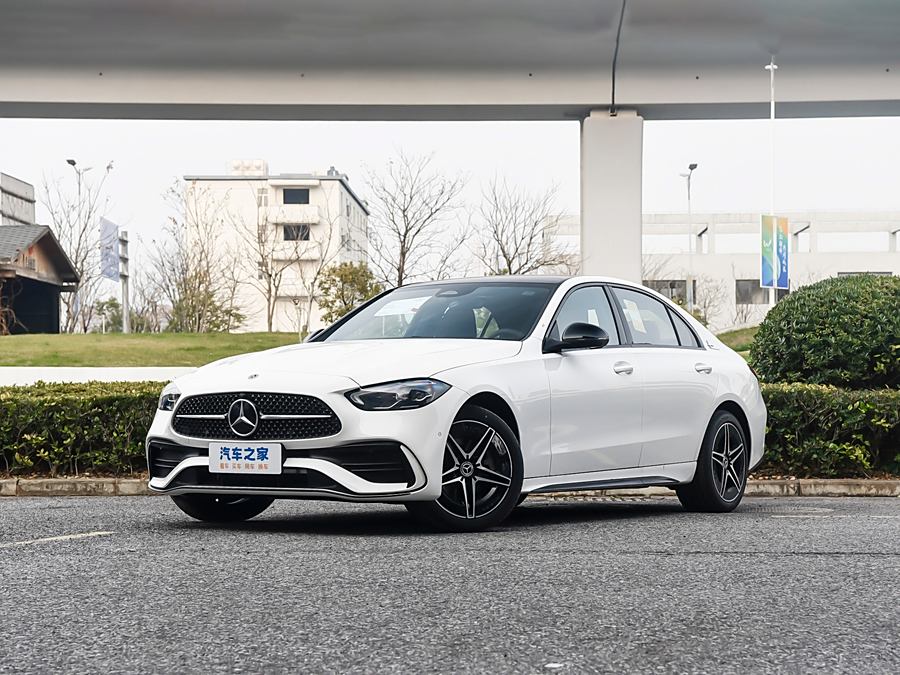 Фото 1 - Mercedes-Benz C-Class