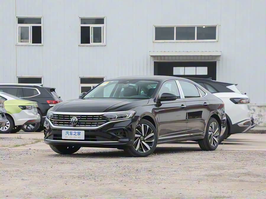 Фото 1 - Volkswagen Passat