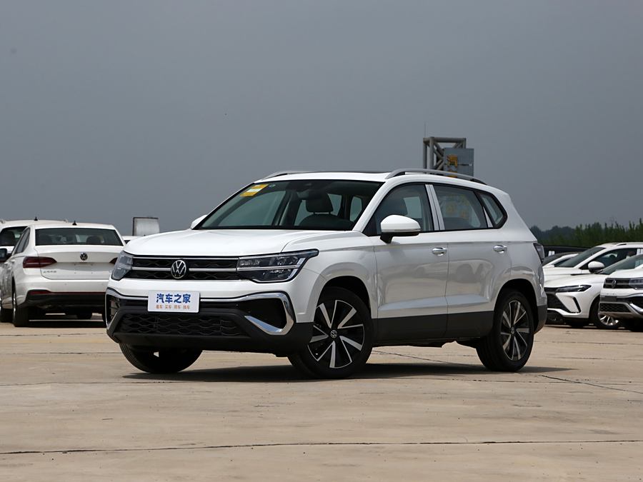 Фото 1 - Volkswagen Tharu