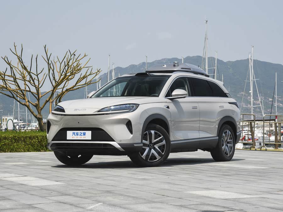 Фото 1 - BYD Sea Lion 07 DM-i Hybrid