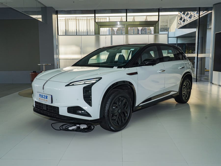 Фото 1 - Hongqi EHS7 (Tiangong 08)