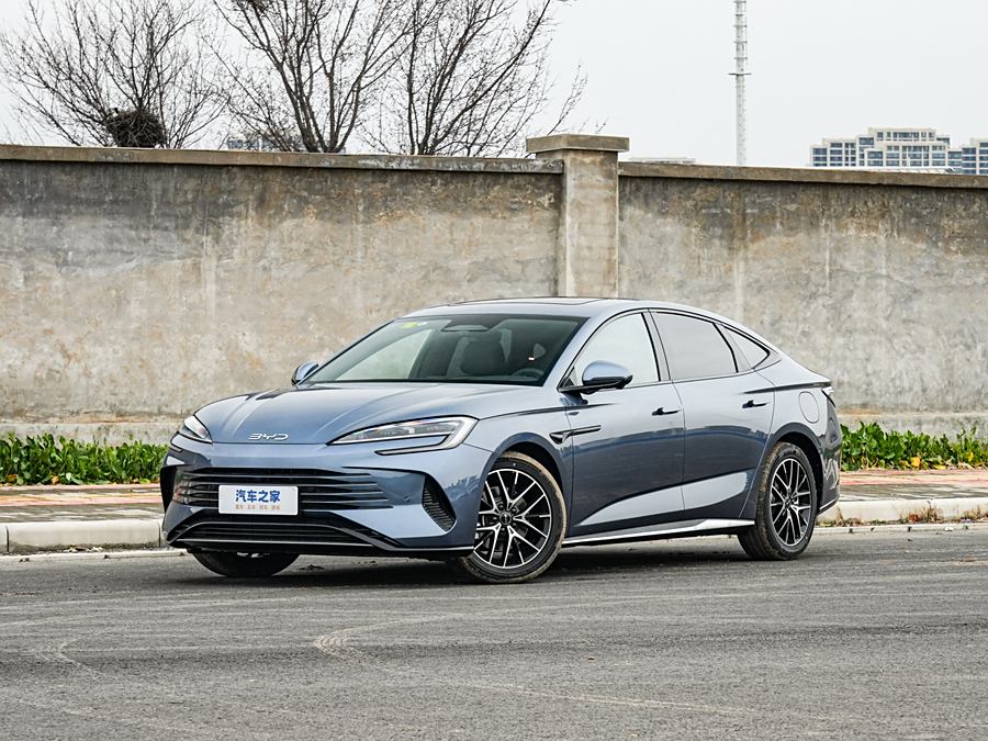 Фото 1 - BYD Seal 07 DM-i Hybrid