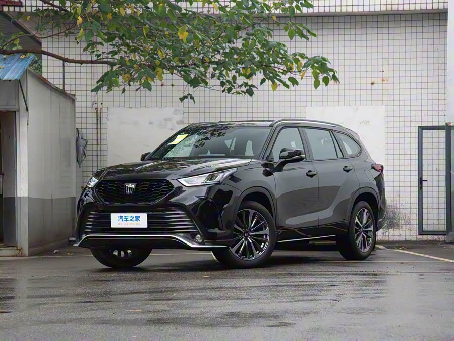 Фото 1 - Toyota Crown Kluger