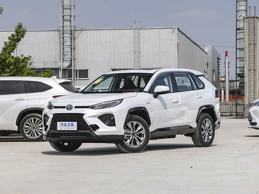 Фото 1 - Toyota Wildlander