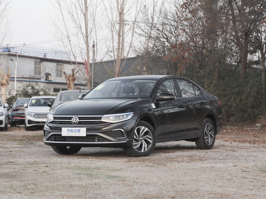 Фото 1 - Volkswagen Bora