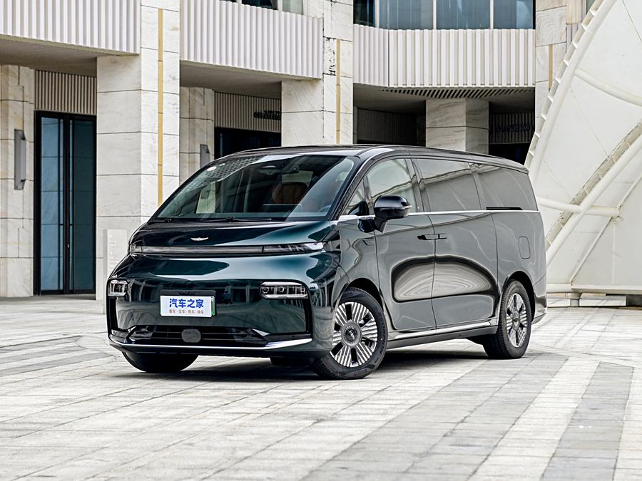 Фото 1 - Geely Galaxy L380