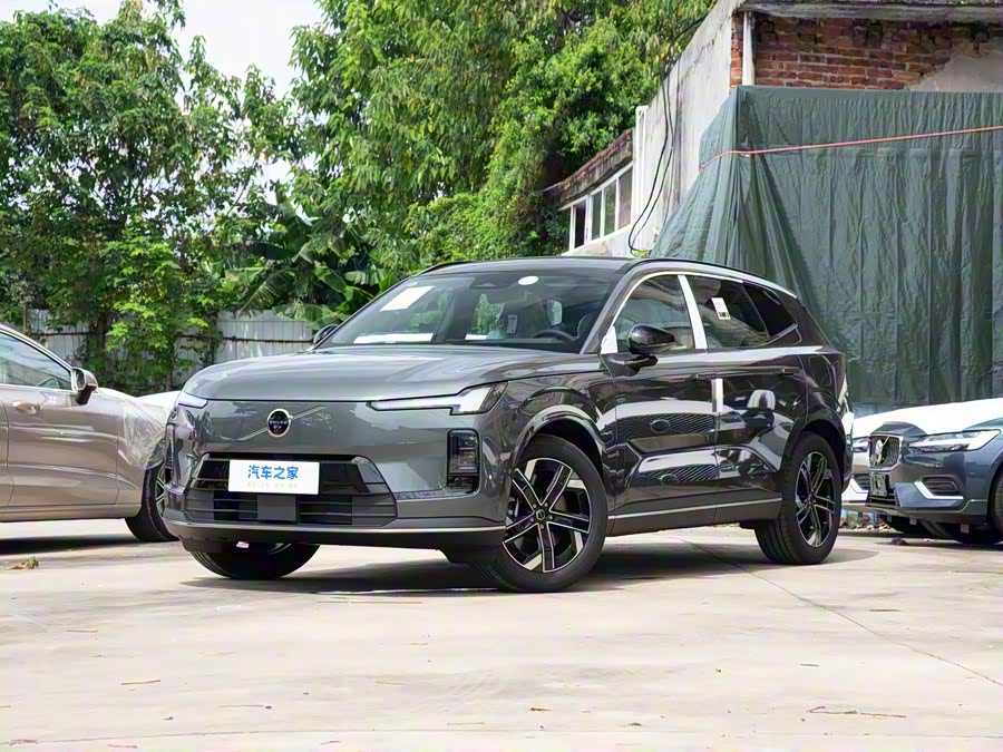 Фото 1 - Volvo XC70 Hybrid